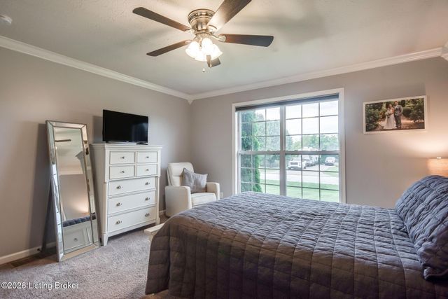 197 Stonecrest Dr, Fisherville, KY 40023