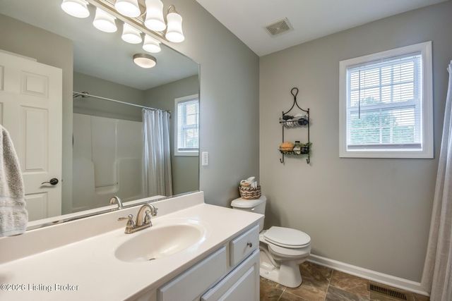 197 Stonecrest Dr, Fisherville, KY 40023