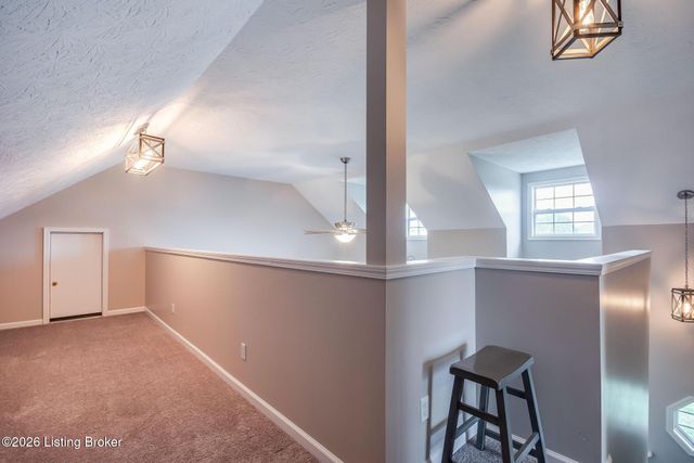 197 Stonecrest Dr, Fisherville, KY 40023