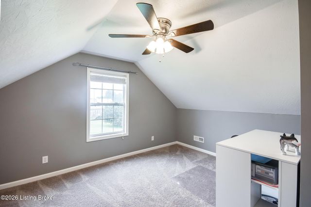 197 Stonecrest Dr, Fisherville, KY 40023