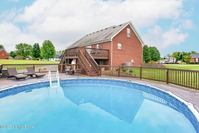 197 Stonecrest Dr, Fisherville, KY 40023