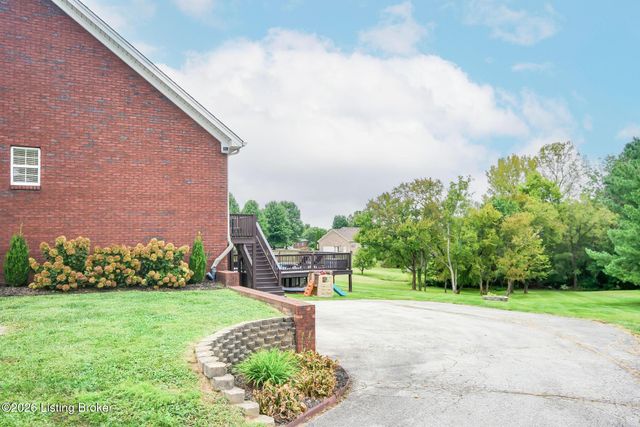 197 Stonecrest Dr, Fisherville, KY 40023