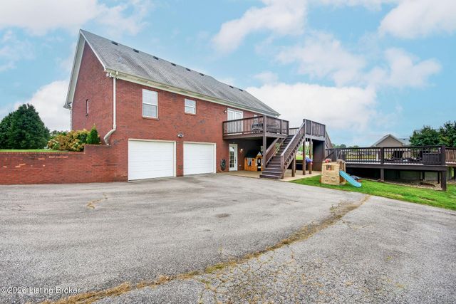 197 Stonecrest Dr, Fisherville, KY 40023