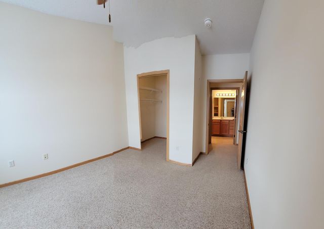 1900 Rush Lake Trail 315, New Brighton, MN 55112