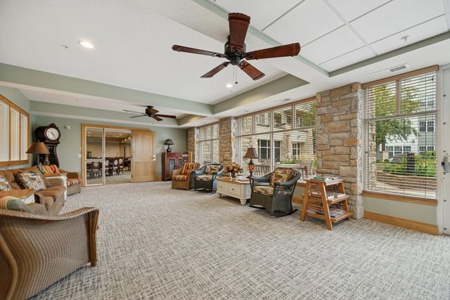 1900 Rush Lake Trail 315, New Brighton, MN 55112