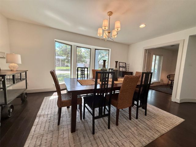 5638 Grape Street, Houston, TX 77096