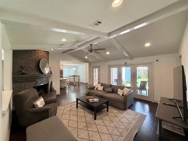 5638 Grape Street, Houston, TX 77096