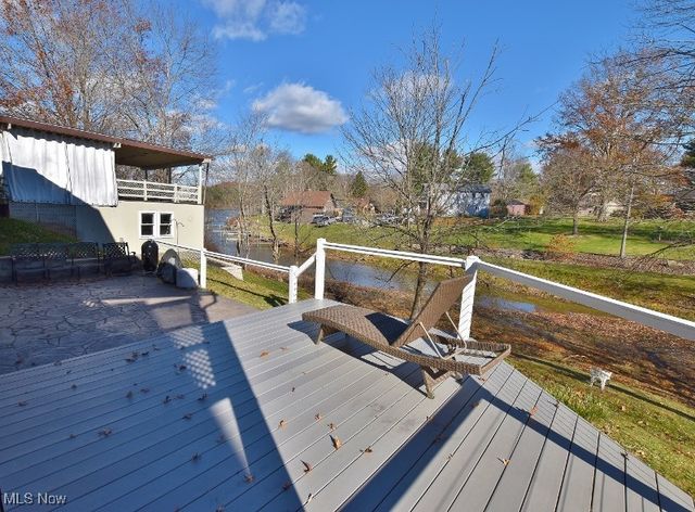 1186 Lincoln Street SW, Sherrodsville, OH 44675