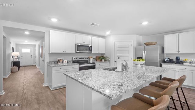 41 Bottom Board Court, Ridgeland, SC 29936