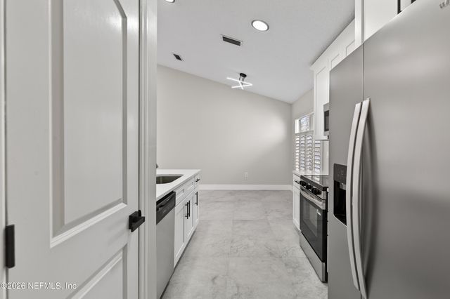 2136 TRAILWOOD Drive, Fleming Island, FL 32003