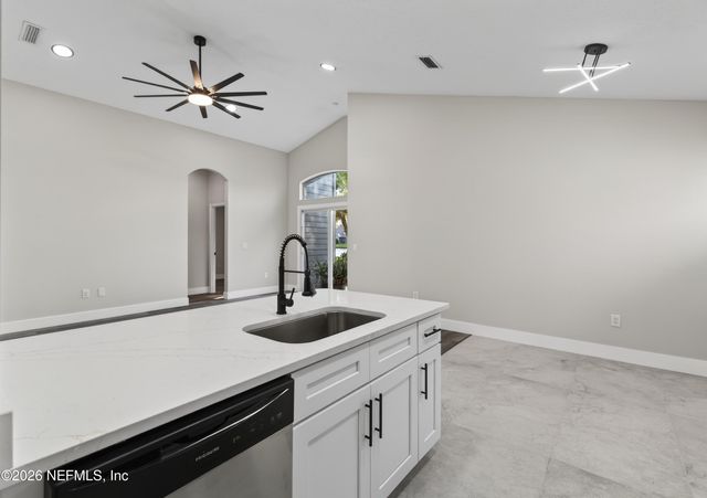 2136 TRAILWOOD Drive, Fleming Island, FL 32003