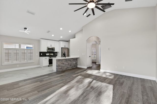 2136 TRAILWOOD Drive, Fleming Island, FL 32003