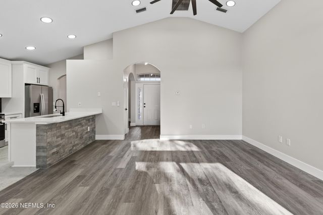 2136 TRAILWOOD Drive, Fleming Island, FL 32003