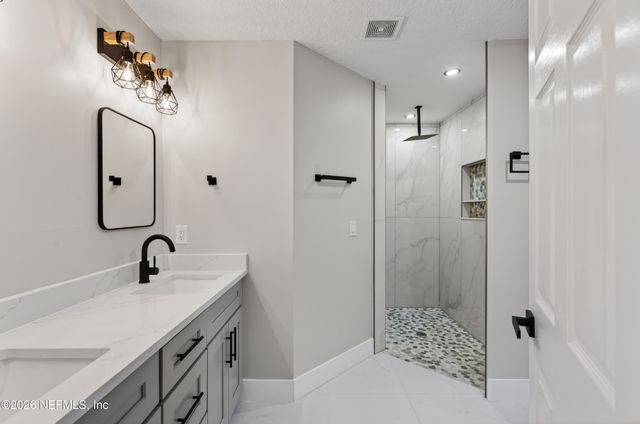 2136 TRAILWOOD Drive, Fleming Island, FL 32003