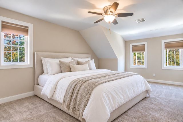 94 Young Road, Barrington, NH 03825