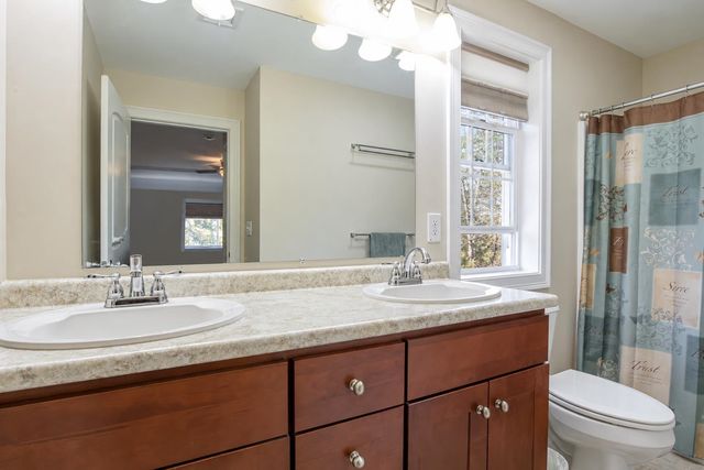 94 Young Road, Barrington, NH 03825
