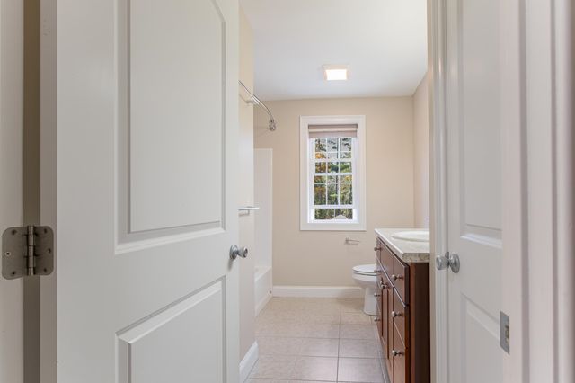 94 Young Road, Barrington, NH 03825