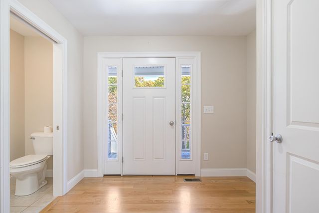 94 Young Road, Barrington, NH 03825