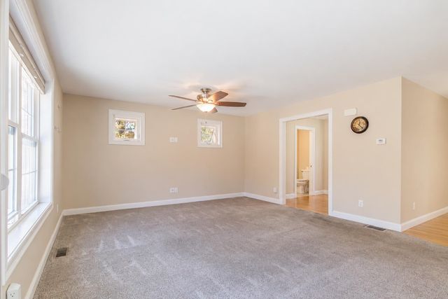 94 Young Road, Barrington, NH 03825