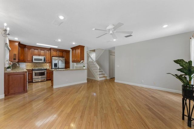10796 Crescendo Circle, Boca Raton, FL 33498