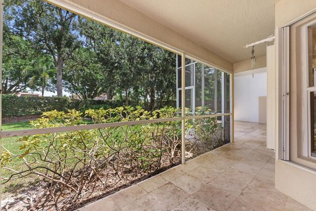10796 Crescendo Circle, Boca Raton, FL 33498
