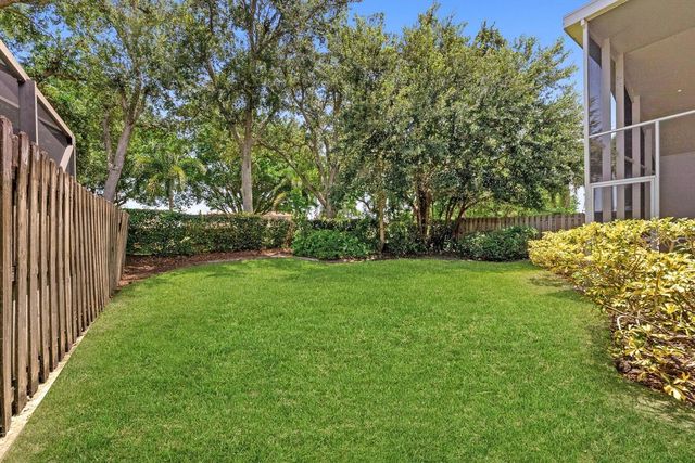 10796 Crescendo Circle, Boca Raton, FL 33498
