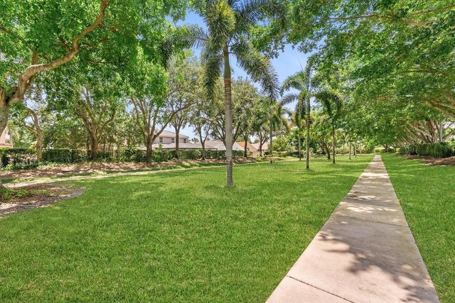 10796 Crescendo Circle, Boca Raton, FL 33498