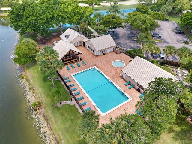 10796 Crescendo Circle, Boca Raton, FL 33498