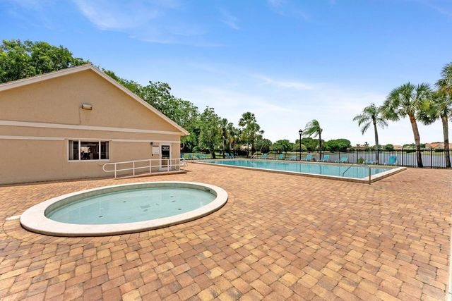 10796 Crescendo Circle, Boca Raton, FL 33498