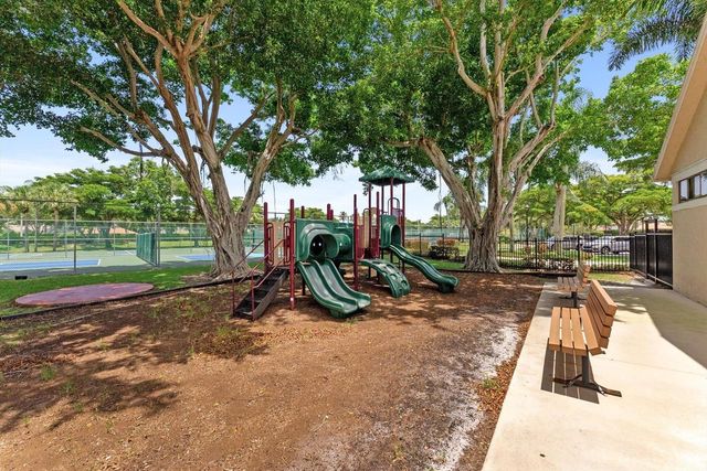 10796 Crescendo Circle, Boca Raton, FL 33498