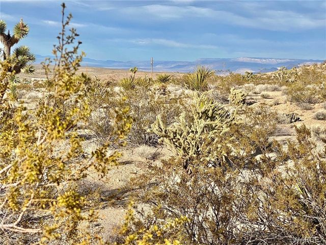 1015 E Meadview Boulevard, Meadview, AZ 86444