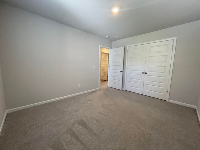8040 Reagan Way, North Charleston, SC 29418