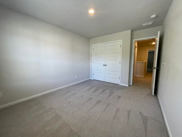 8040 Reagan Way, North Charleston, SC 29418