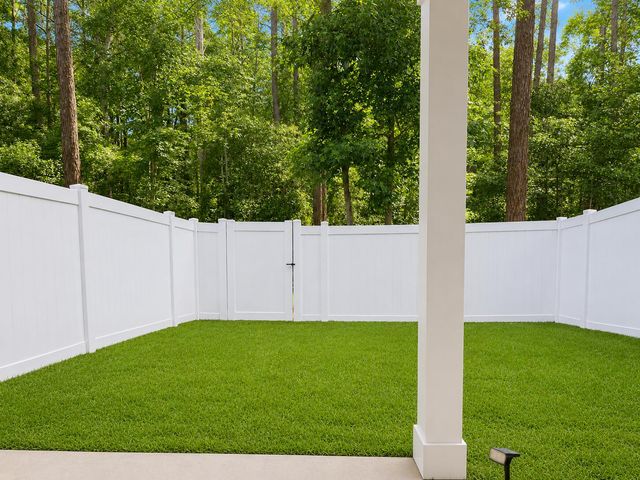 8040 Reagan Way, North Charleston, SC 29418