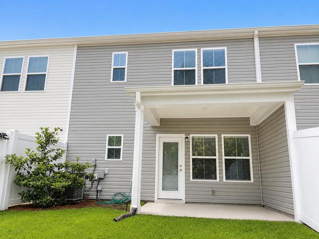8040 Reagan Way, North Charleston, SC 29418