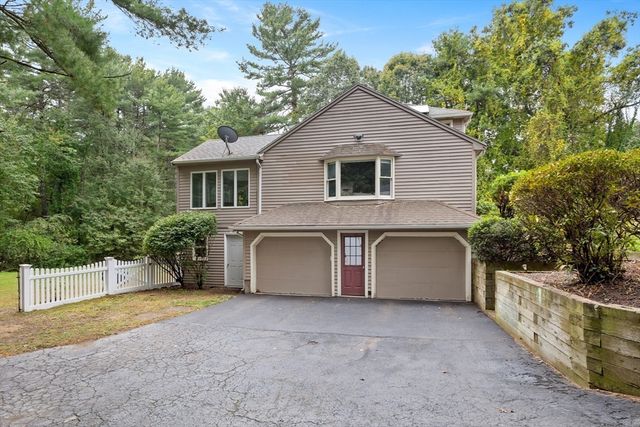 38 Robin Road, Norfolk, MA 02056