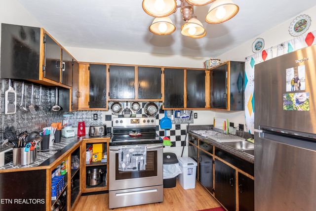 200 Sequoyah Drive, Madisonville, TN 37354
