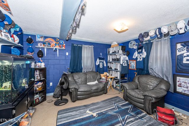 200 Sequoyah Drive, Madisonville, TN 37354