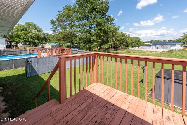 200 Sequoyah Drive, Madisonville, TN 37354