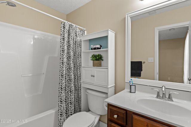 119 Glen Cannon Drive, Jacksonville, NC 28546