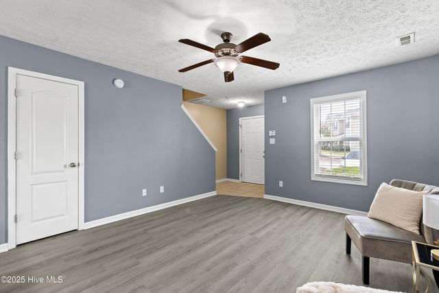 119 Glen Cannon Drive, Jacksonville, NC 28546