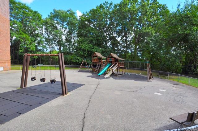 796 Bronx River Road B67, Bronxville, NY 10708