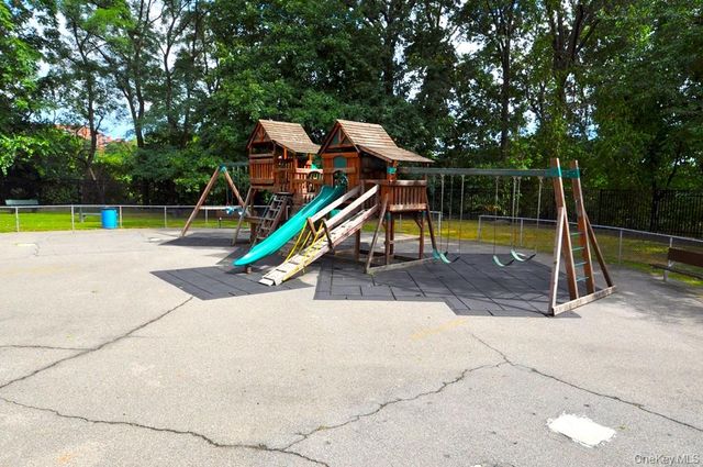 796 Bronx River Road B67, Bronxville, NY 10708