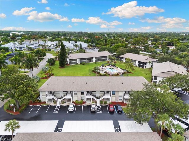 236 Pebble Beach CIR A202, Naples, FL 34113