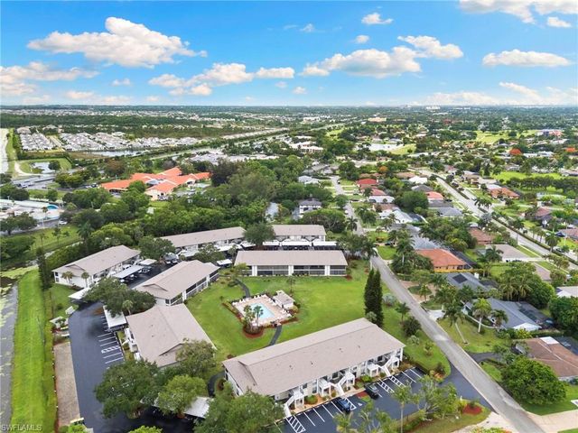 236 Pebble Beach CIR A202, Naples, FL 34113