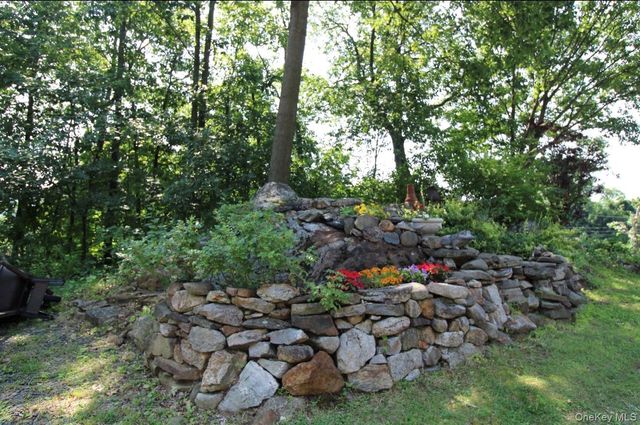 7 Graziano Lane, Highland Falls, NY 10928