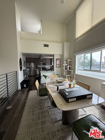 3667 Mentone Avenue, Los Angeles, CA 90034