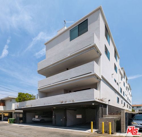3667 Mentone Avenue, Los Angeles, CA 90034