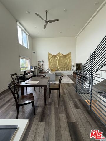 3667 Mentone Avenue, Los Angeles, CA 90034