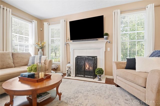 9632 Olde Georgetown Way, Centerville, OH 45458